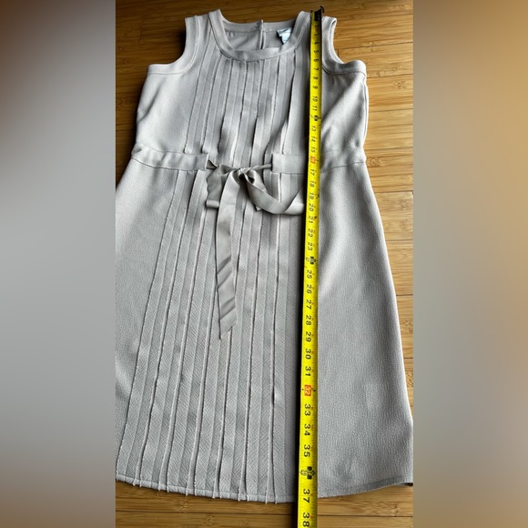 Eleventh floor dress midi size 6 - Picture 12 of 14